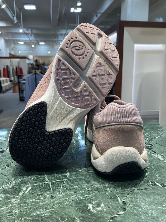 スニーカーのソール剥がれ修理をアップデートの機会に。