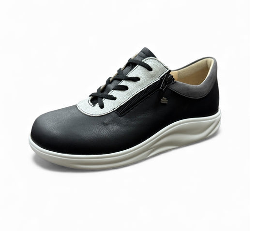 YUMOTO (ユモト)  ブラックシルバー