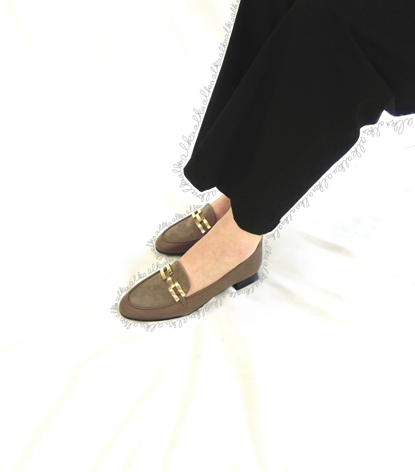 20611　Niccolo（ニッコロ）グレーベージュ